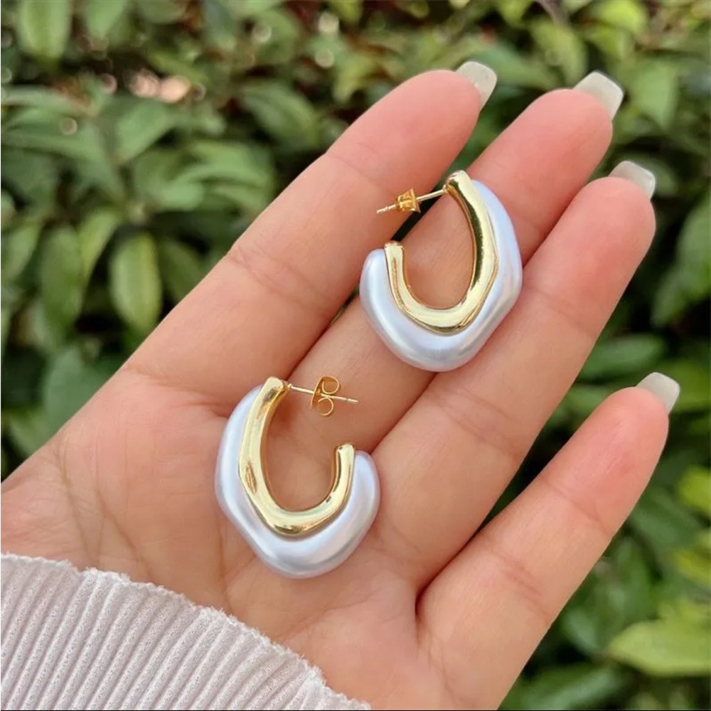 Elegant Gold and Pearl White Hoop Earrings